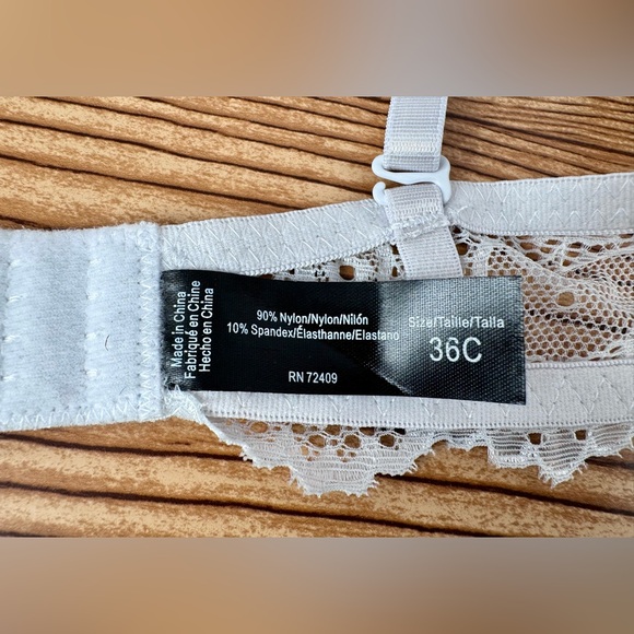 NWT Women’s White Lace Push Up Bra 36C Convertible Straps (ONLY ONE) - Picture 2 of 6